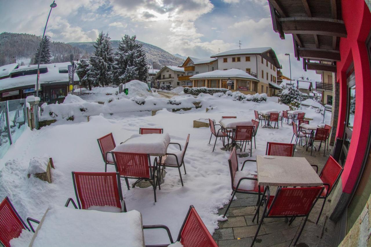 Hotel Ambrosini Aprica Exteriér fotografie
